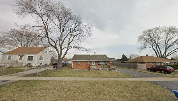 8140 w 84th pl, justice, il 60458