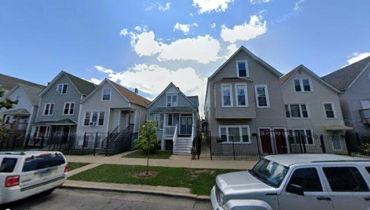 3545 w wolfram st, chicago, il 60618