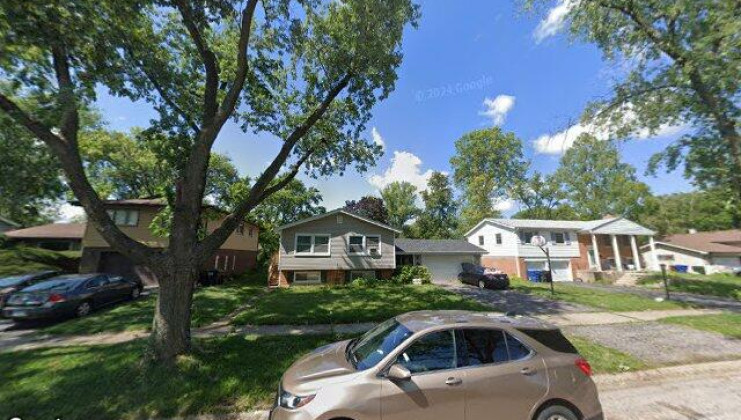 1022 coach rd, homewood, il 60430