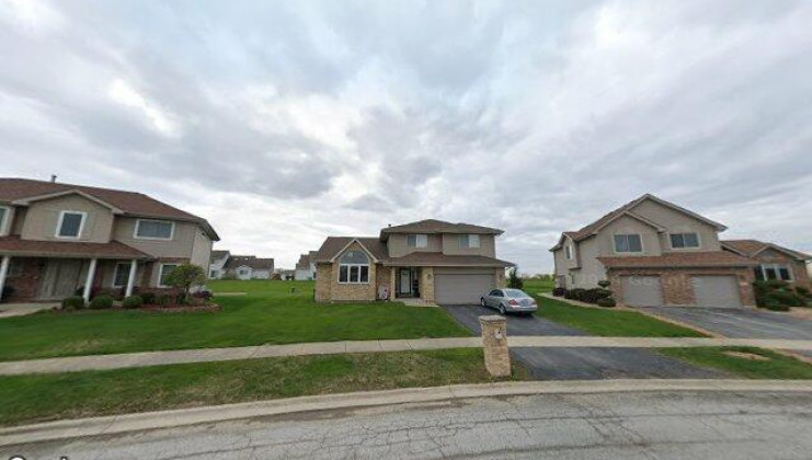 5337 bentgrass, richton park, il 60471
