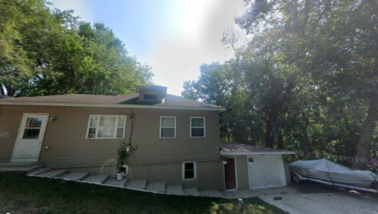 8 highway ave, fox lake, il 60020