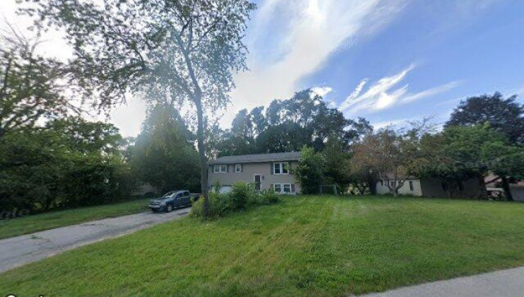 406 judith dr, island lake, il 60042