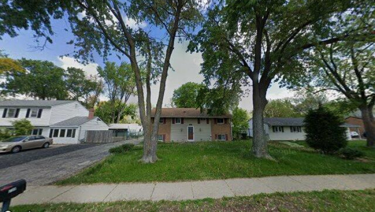 518 redwood rd, bolingbrook, il 60440