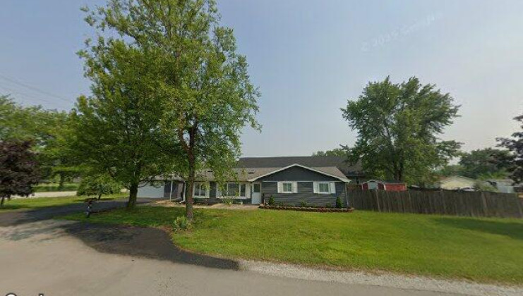 640 w arlington ln, crete, il 60417