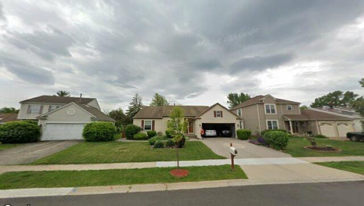 15 buchanan ln, streamwood, il 60107