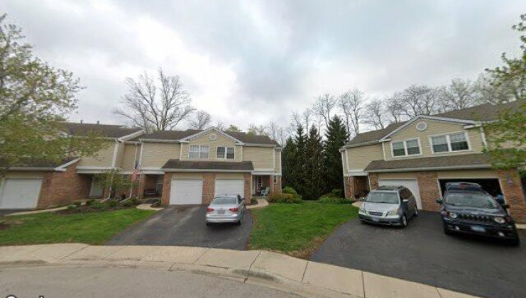 632 hillview ct, west chicago, il 60185