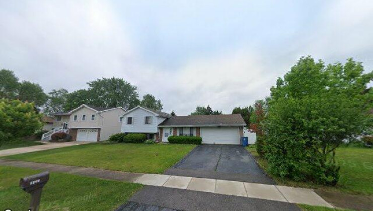 2315 stepstone ln, hanover park, il 60133