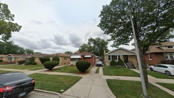 527 linden ave, bellwood, il 60104