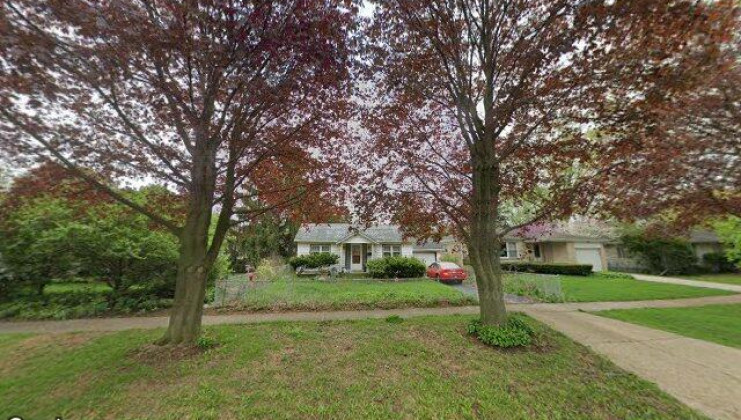 726 e grand lake blvd, west chicago, il 60185
