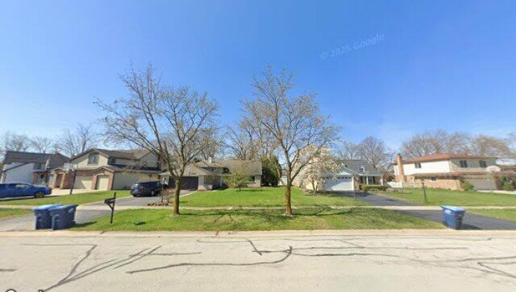 1731 gigi ln, darien, il 60561