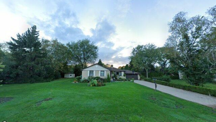 300 lancaster ave, prospect heights, il 60070