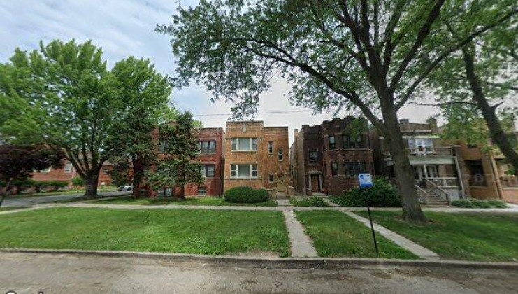 7305 s wabash ave, chicago, il 60619