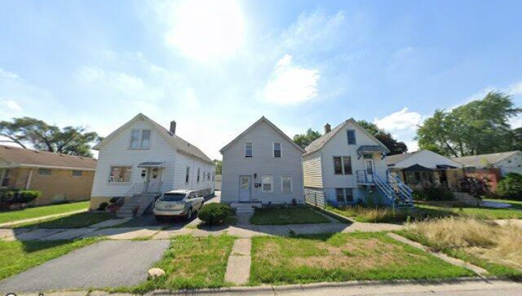 12538 s honore st, calumet park, il 60827