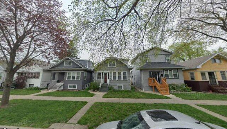 3639 elmwood ave, berwyn, il 60402