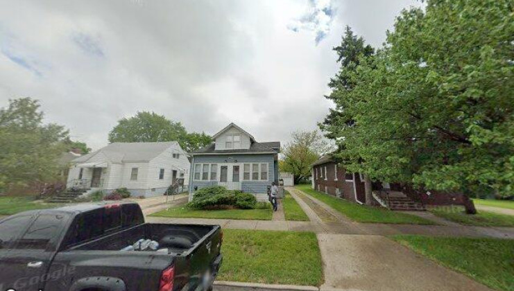643 price ave, calumet city, il 60409