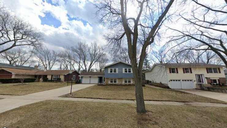 1365 blair ln, hoffman estates, il 60169