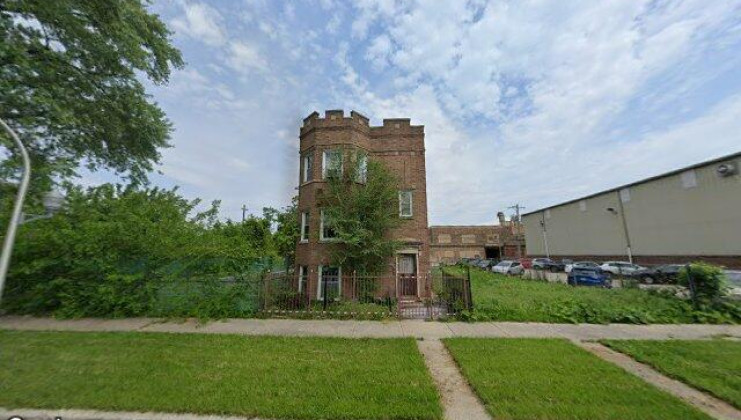 4646 w superior st, chicago, il 60644