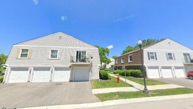 2208 cardinal ct unir 32, schaumburg, il 60194