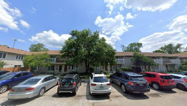 3229 w lake ave, glenview, il 60026