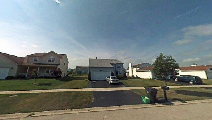4211 quail st, zion, il 60099