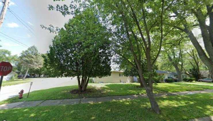 2301 hermon ave, zion, il 60099