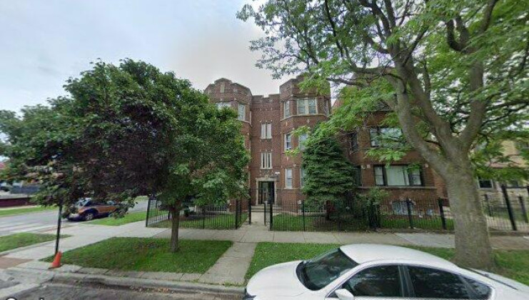 8201 s laflin st, chicago, il 60620