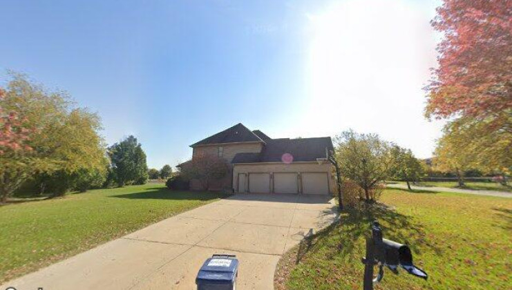 541 clover dr, algonquin, il 60102