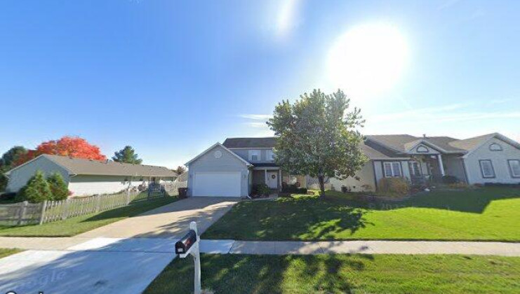 530 prairie ridge dr, woodstock, il 60098