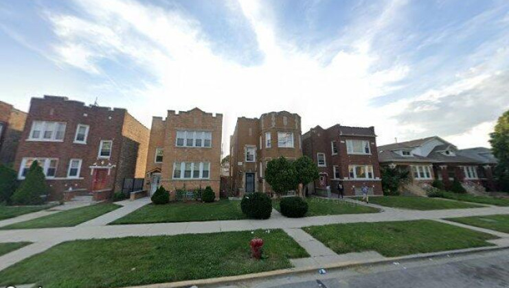 7526 s carpenter st, chicago, il 60620