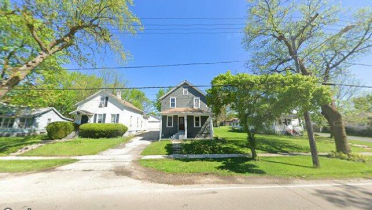 932 rural st, aurora, il 60505