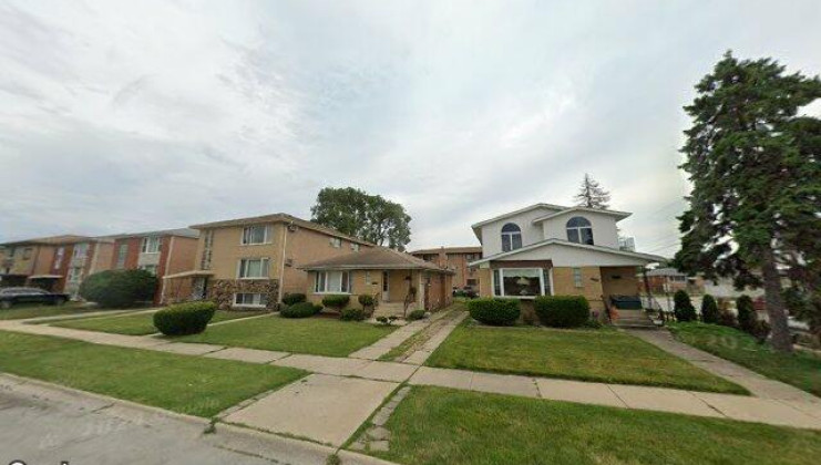 363 yates ave, calumet city, il 60409