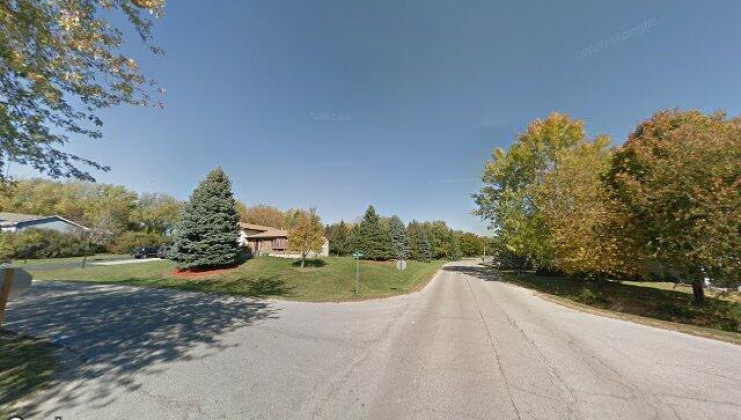 416 hilltop ln, johnsburg, il 60051