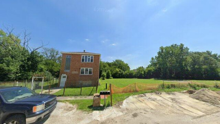 13723 s springfield ave 2, robbins, il 60472