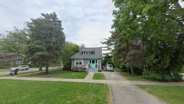 1404 e walnut ave, des plaines, il 60016