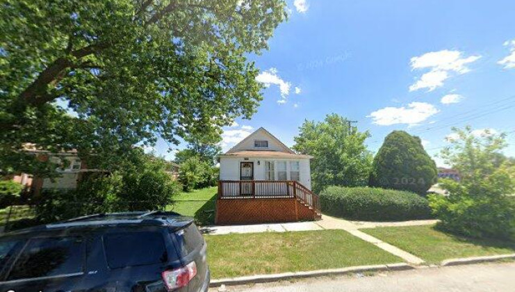 15835 woodbridge ave, harvey, il 60426