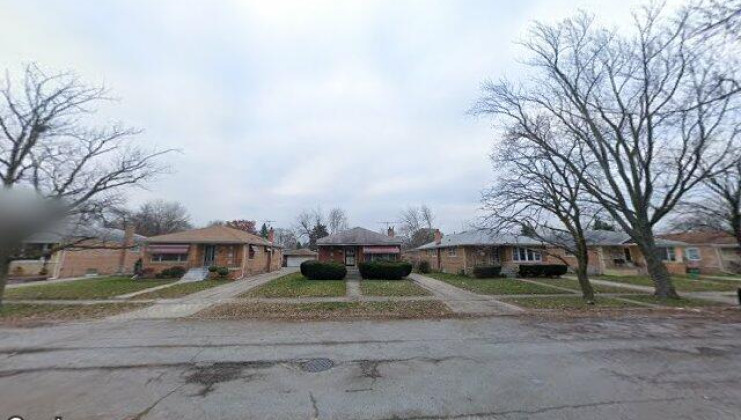 15645 dobson ave, dolton, il 60419