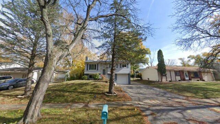 156 bedford rd, bolingbrook, il 60440