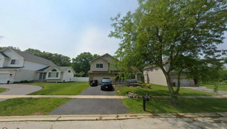 753 mission ave, university park, il 60484