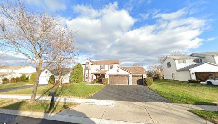 821 southwick dr, algonquin, il 60102