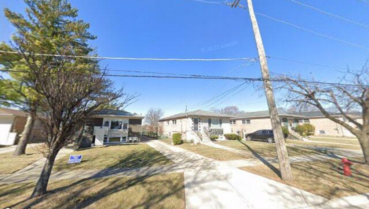 18 w ridge rd, villa park, il 60181