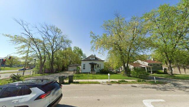 9 midway dr, willowbrook, il 60527