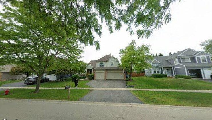 1340 beacon ln, bartlett, il 60103