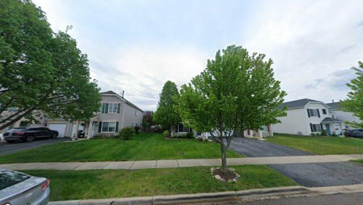 2914 astor ln, montgomery, il 60538