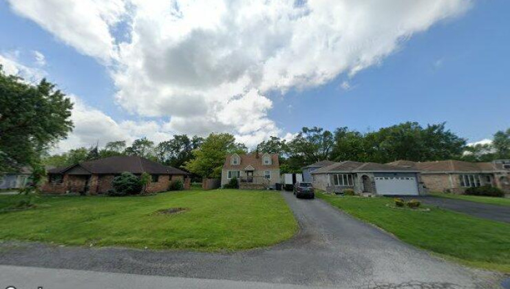 22 n campbell ave, glenwood, il 60425