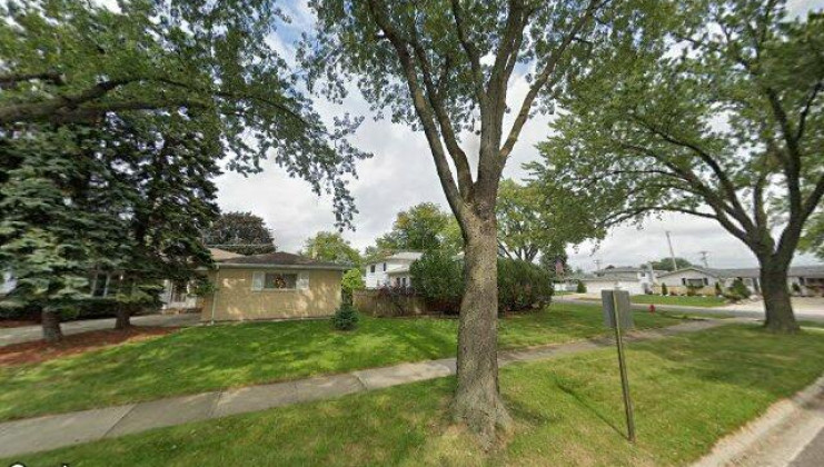 600 devonshire dr, des plaines, il 60018