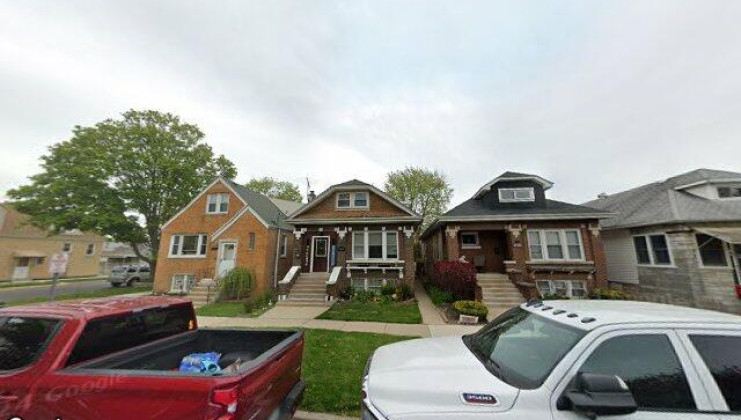 2503 clarence ave, berwyn, il 60402