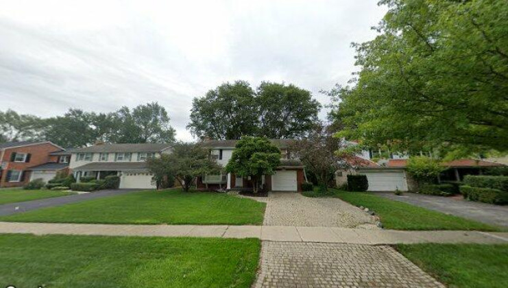 2335 maple ave, northbrook, il 60062