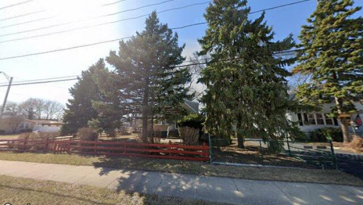 8408 central ave, burbank, il 60459