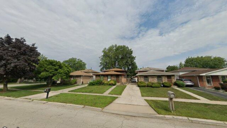 18142 ravisloe ter, country club hills, il 60478