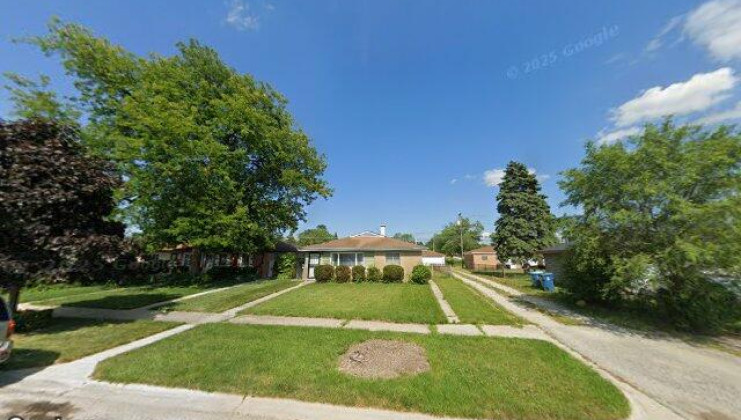 1383 greenbay ave, calumet city, il 60409